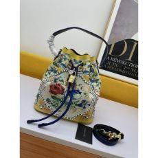 D&G Handle Bags